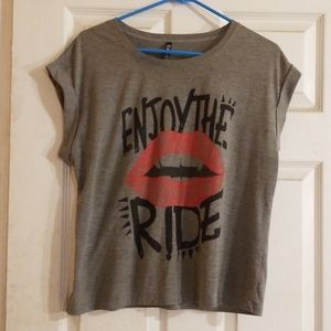 🚨🚨🚨Lipstick muscle shirt DM03